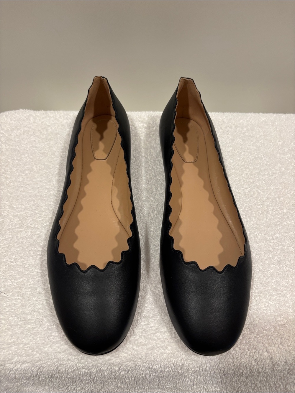 Chloe Black Scalloped Leather Ballet Flats